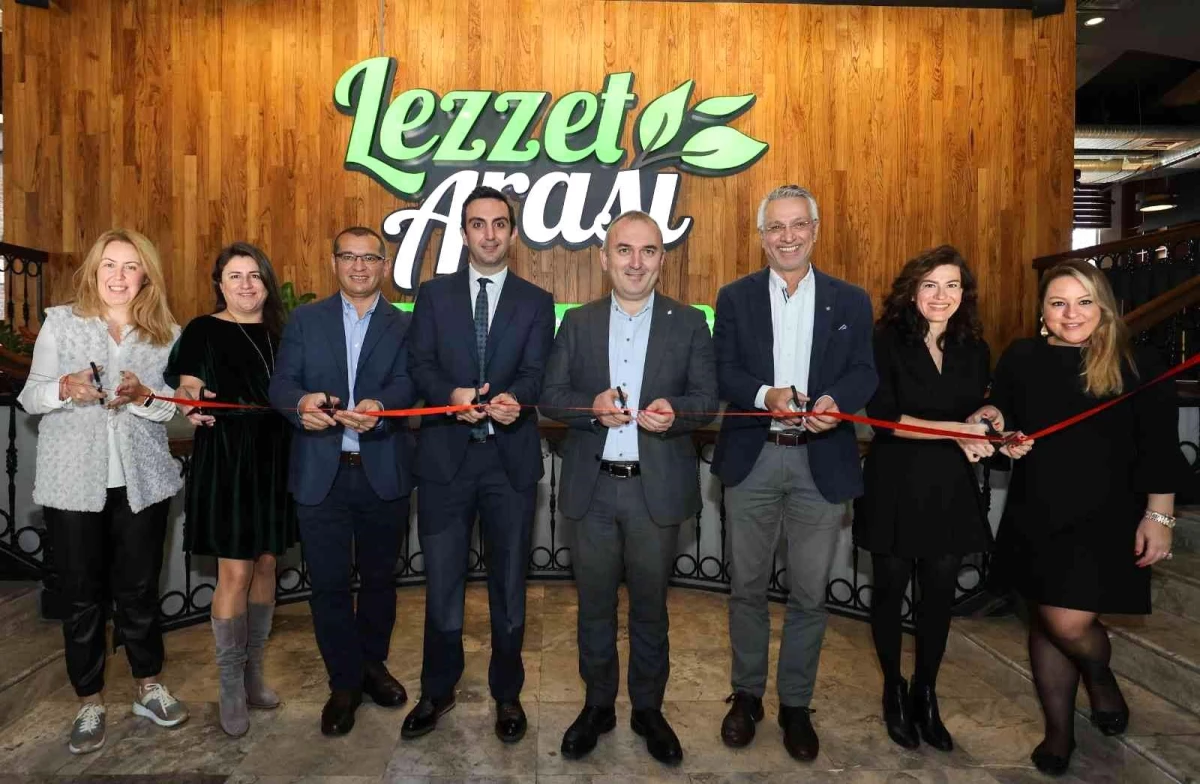 CarrefourSA\'nın Lezzet Arası restoranı Ankara\'da da hizmete açıldı