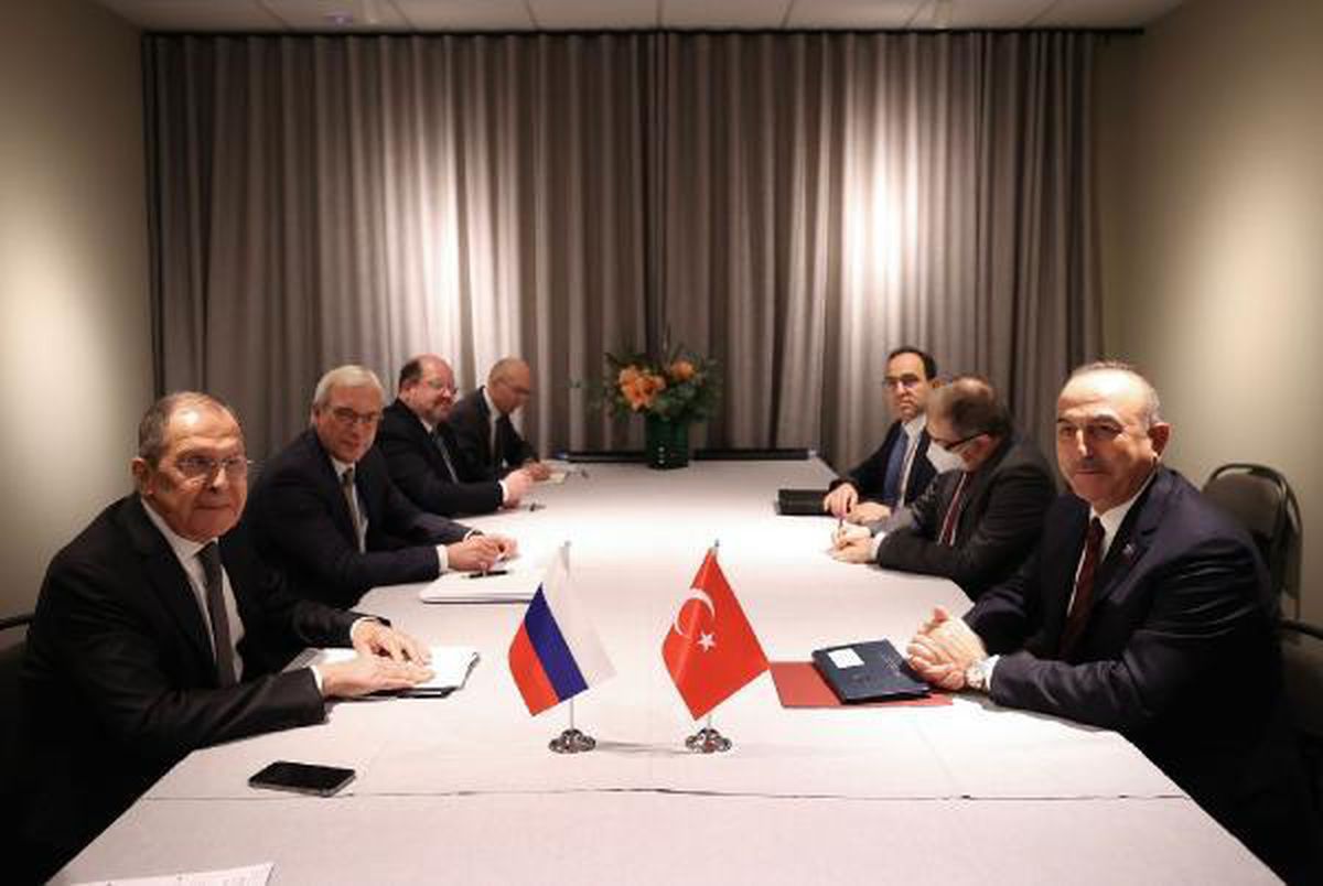 Bakan Çavuşoğlu, Rusya Dışişleri Bakanı Lavrov ile görüştü