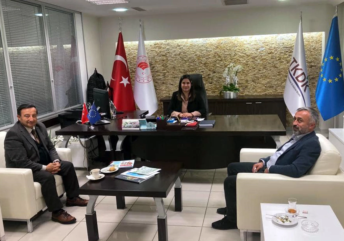 Beypazarı Ziraat Odası Başkanı Ateş\'ten TKDK Ankara İl Koordinatörü Oyman\'a ziyaret
