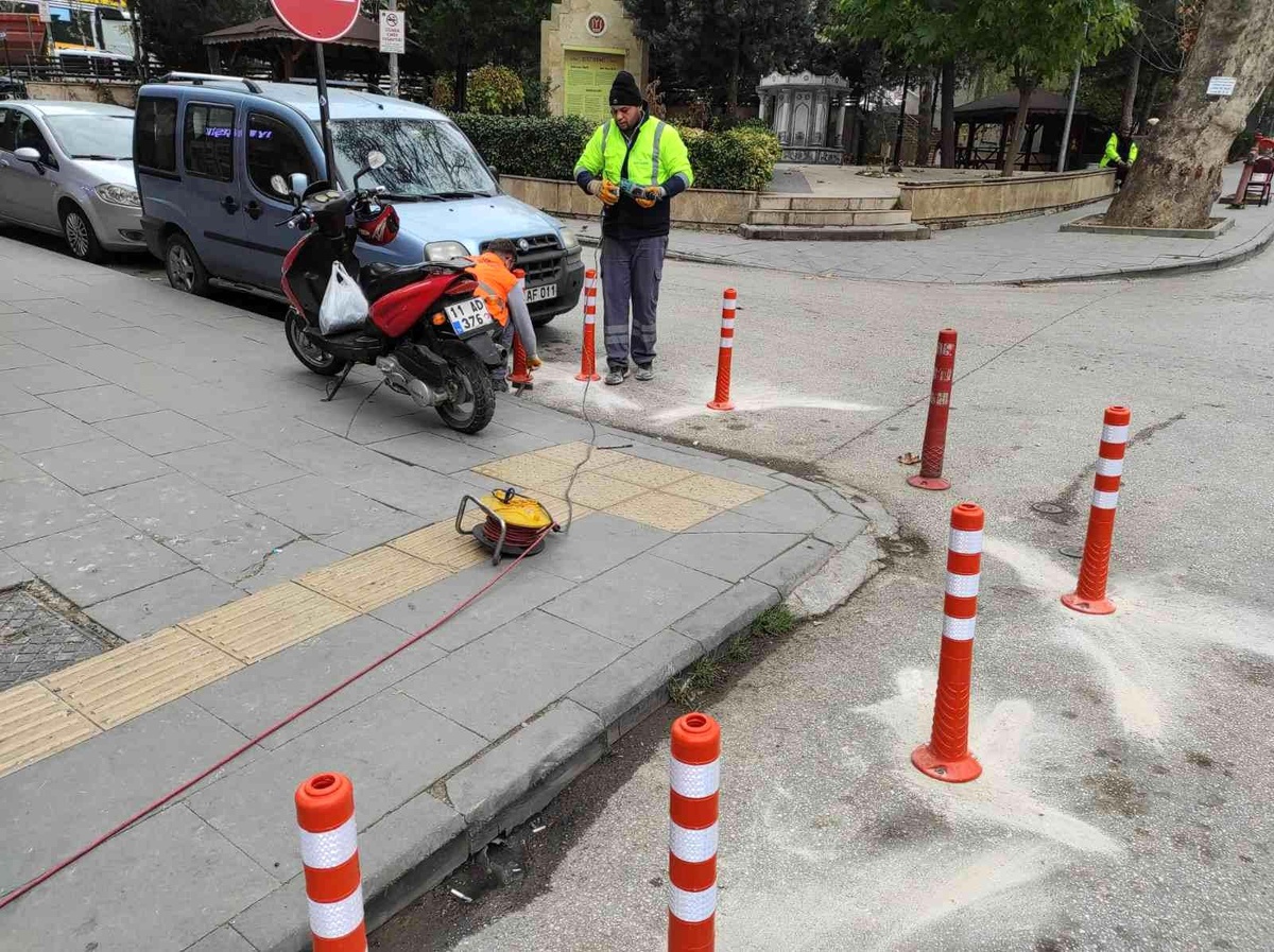 Son dakika: Bilecik\'te \'Kaza Kavşağına\' dubalı çözüm