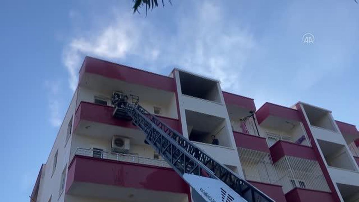 Son dakika haberi! Bir evde çıkan yangın hasara neden oldu