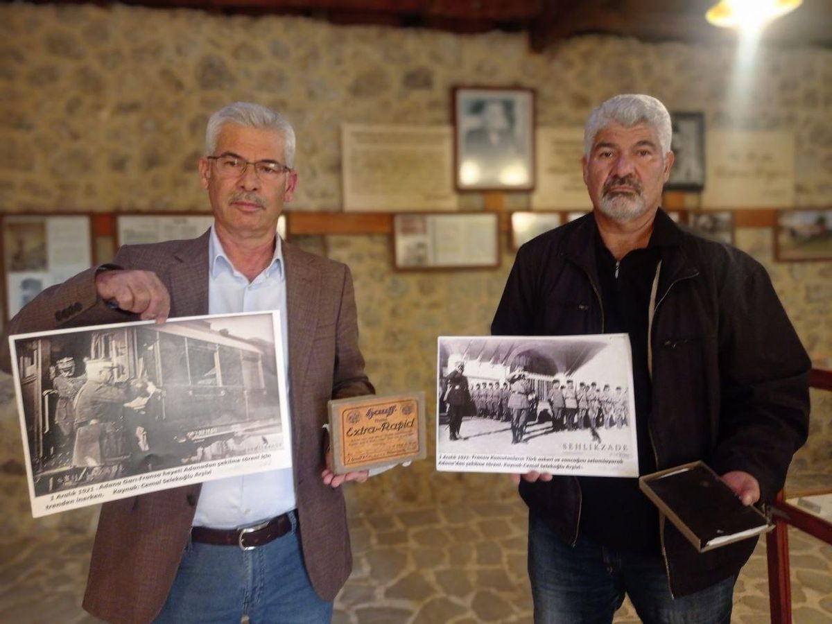 Son dakika haberleri | Fransız askerlerin Türk sancağını selamladığı fotoğraf gün yüzüne çıktı
