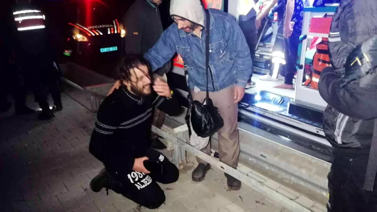 İnsan kaçakçıların silah zoruyla denize attığı iddia edilen Suriyeli göçmenler Manavgat sahiline çıktı