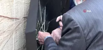Kahve köşelerinde oturmak yerine 92 yaşında durmak bilmiyor
