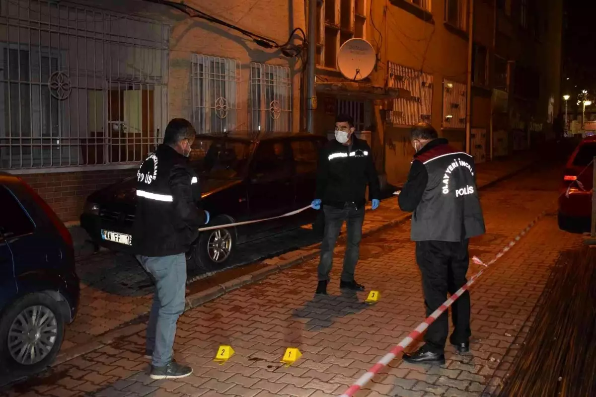 Malatya'da bıçaklı kavga: 1 yaralı