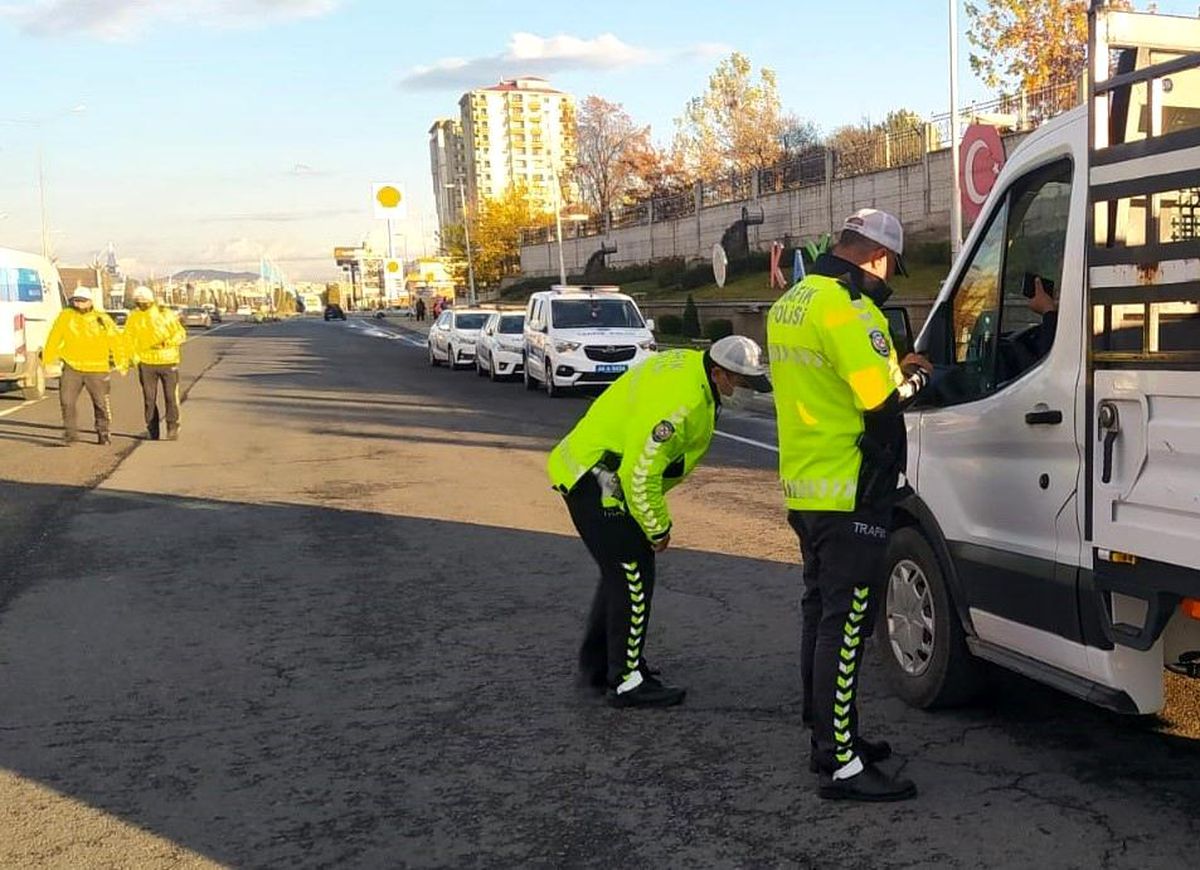 Malatya'da kış lastiği denetimi sıkı başladı