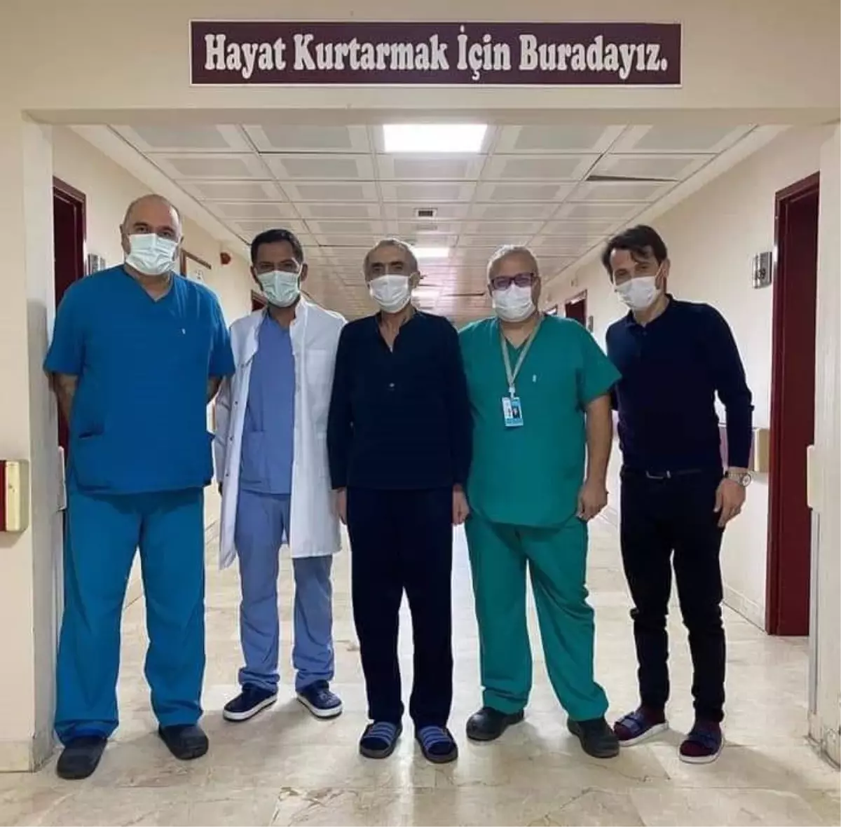 Mideden yapılan yemek borusuyla sağlığına kavuştu