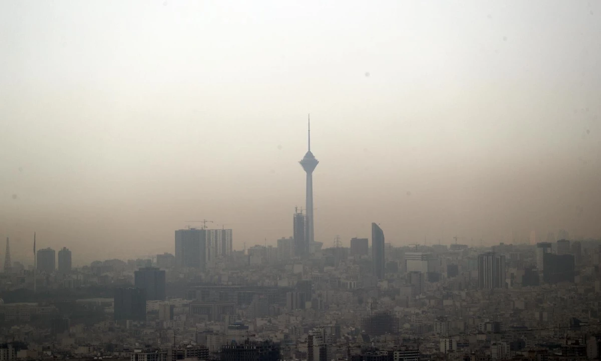 Tahran\'da hava kirliliği halk için büyük tehdit oluşturuyor