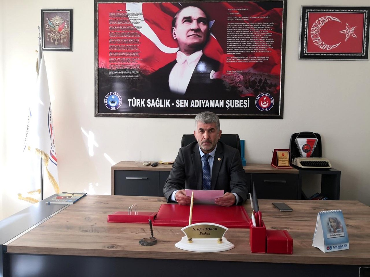 Türk Sağlık-Sen \'zam\' konusunda sağlık çalışanları arasında ayrım yapılmasına tepki gösterdi