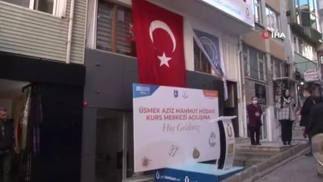 Üsküdar'da 'ÜSMEK Aziz Mahmut Hüdayi Kurs Merkezi' açıldı