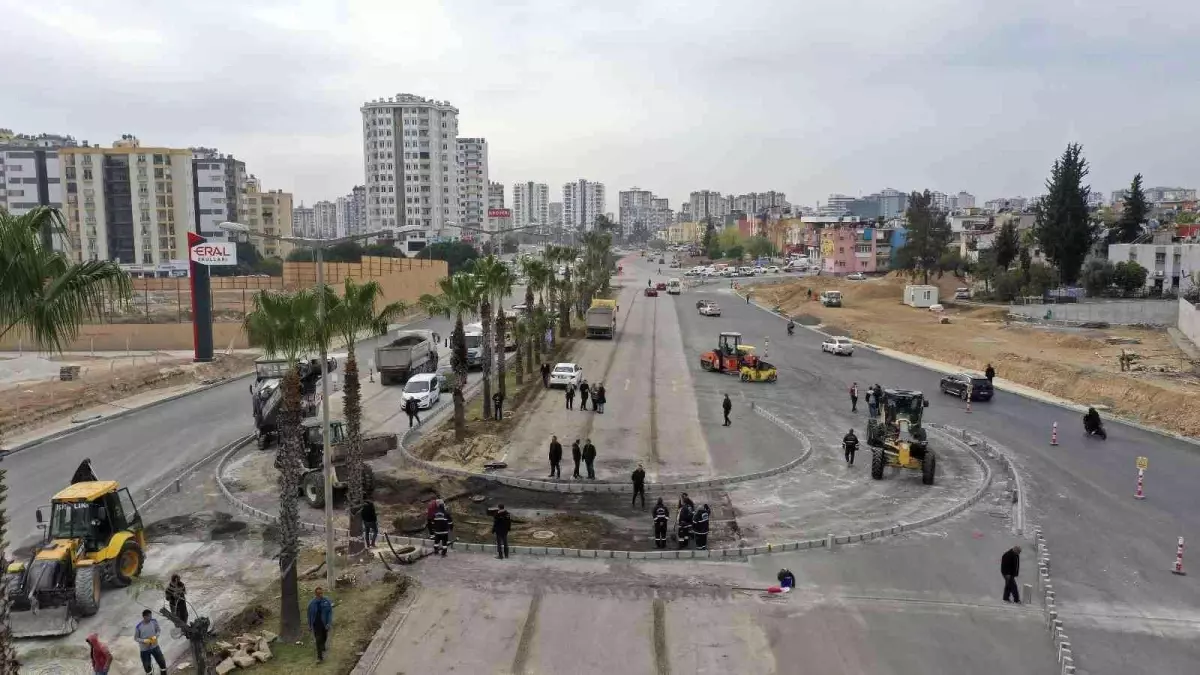 Adana\'da trafiğin sıkıştığı 26 noktada çalışma