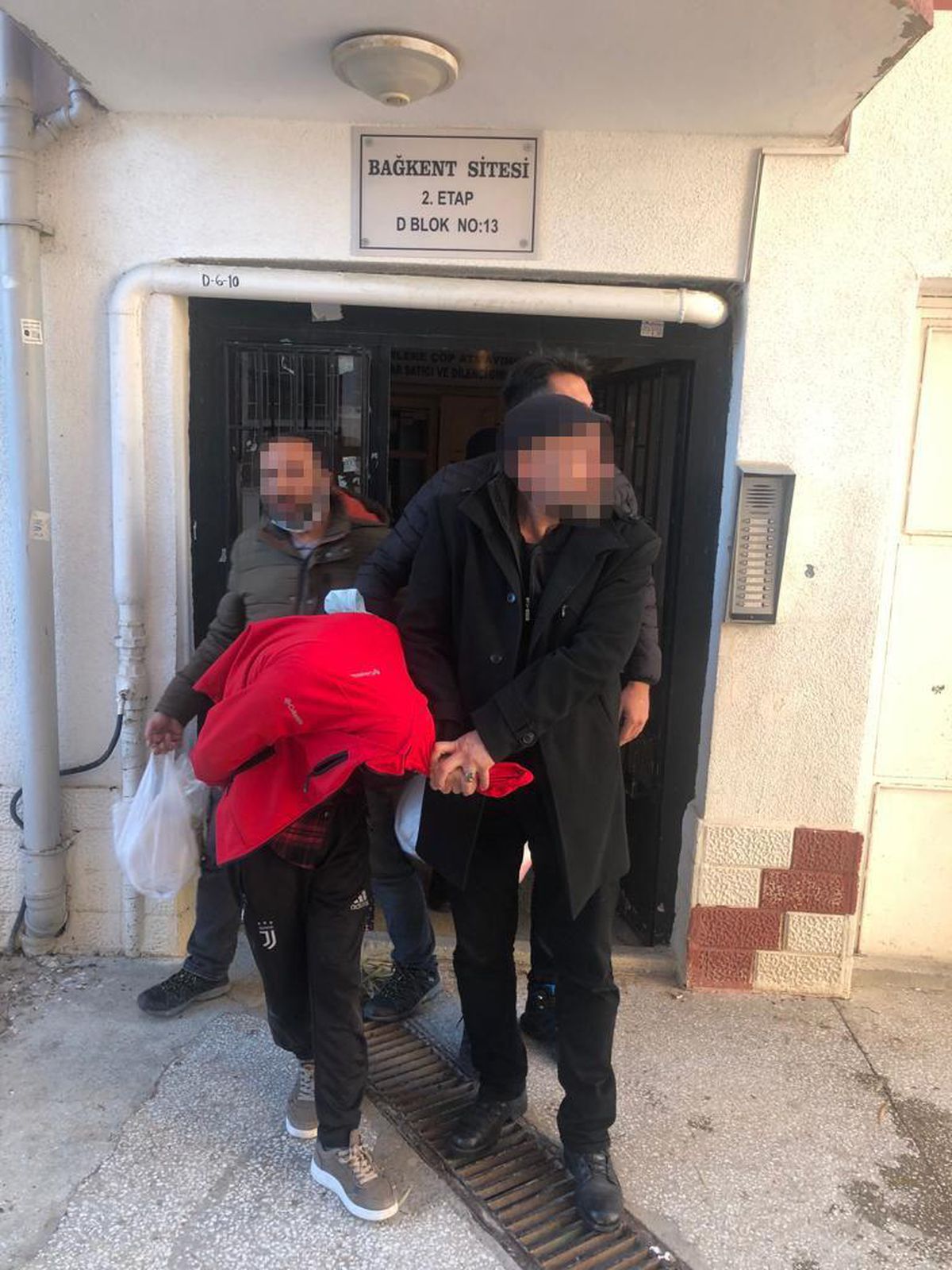 Son dakika haber | Başkentte uyuşturucu operasyonunda 9 kilo eroin ele geçirildi