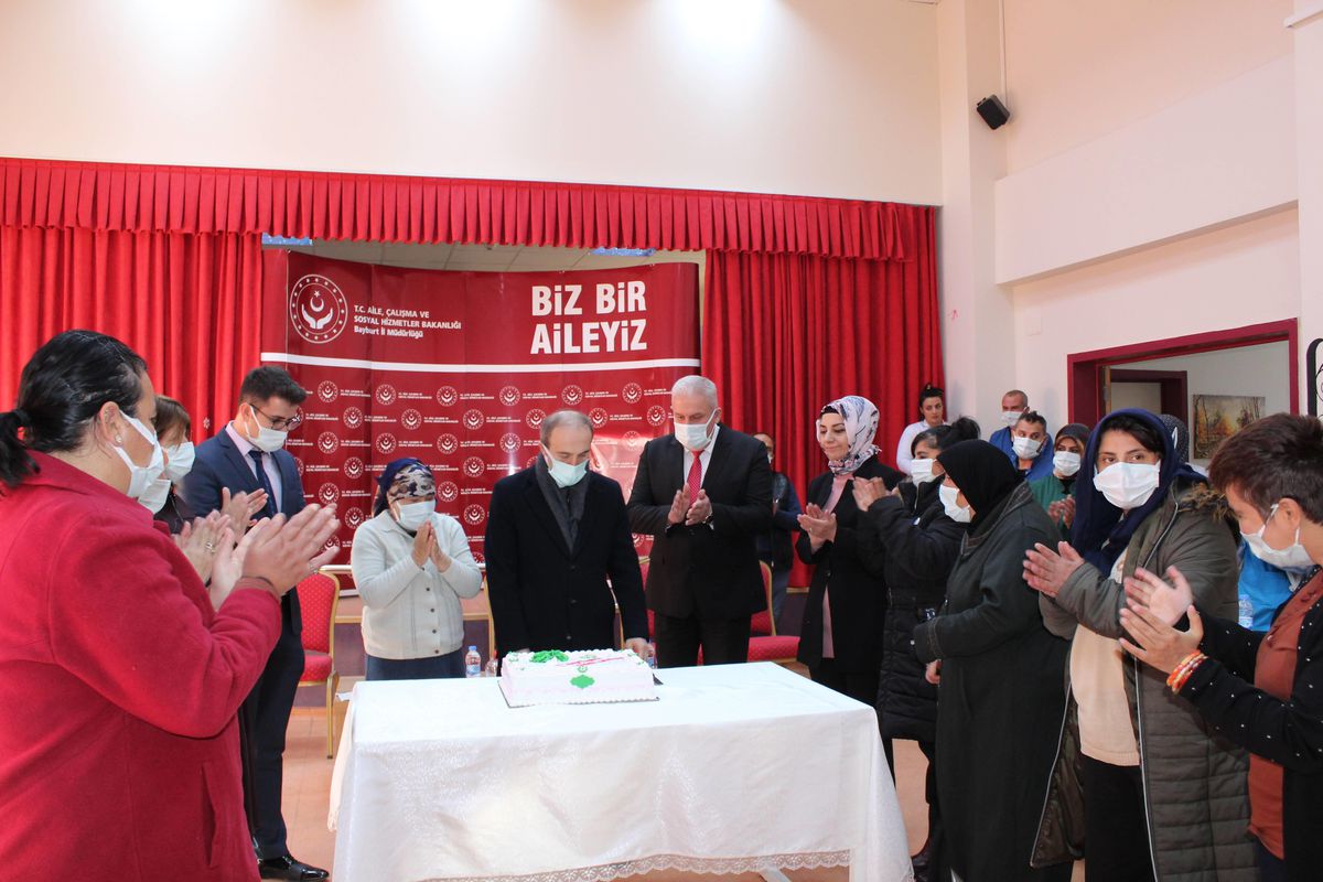 Bayburt\'ta, "3 Aralık Dünya Engelliler Günü" etkinliği gerçekleştirildi