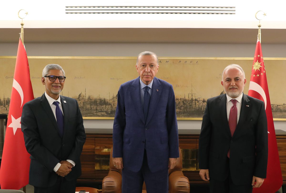 Cumhurbaşkanı Erdoğan Kızılay Başkanı Kınık ve IFRC Genel Sekreteri Chapagain\'i kabul etti