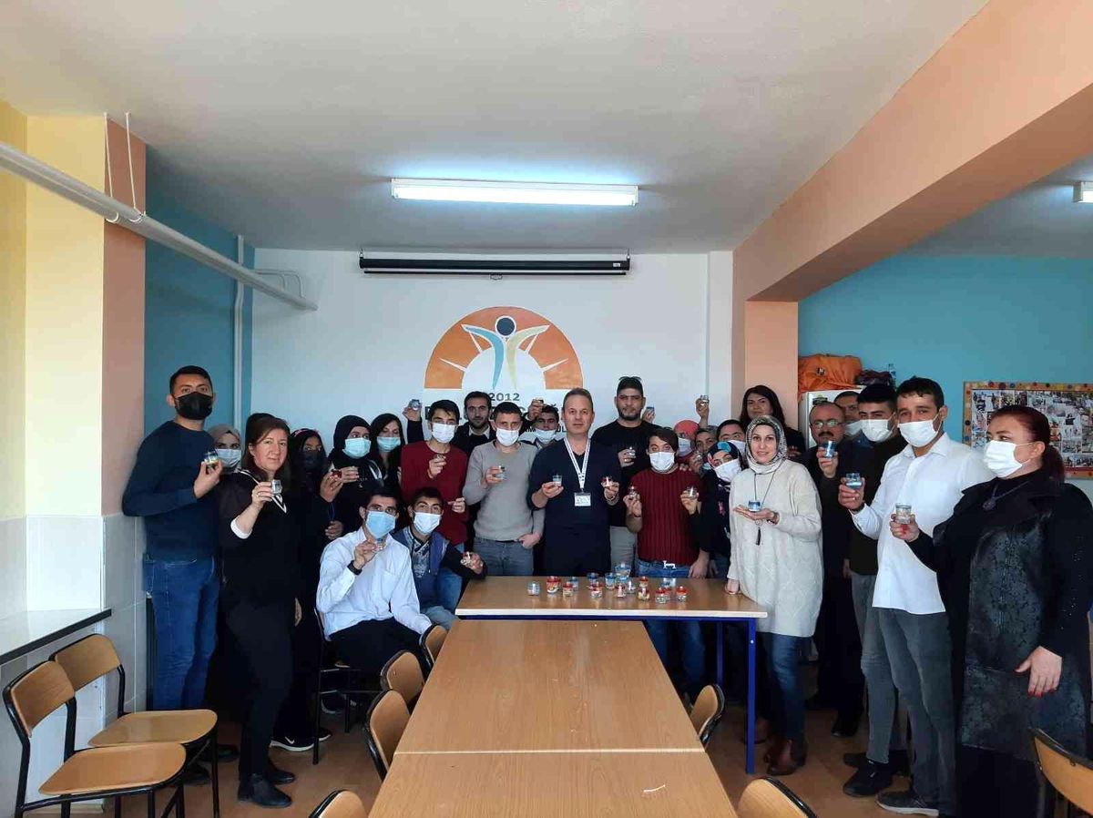 Son dakika haber! Denetimli serbestlik müdürlüğü\'nden engelli çocuklara şefkat eli