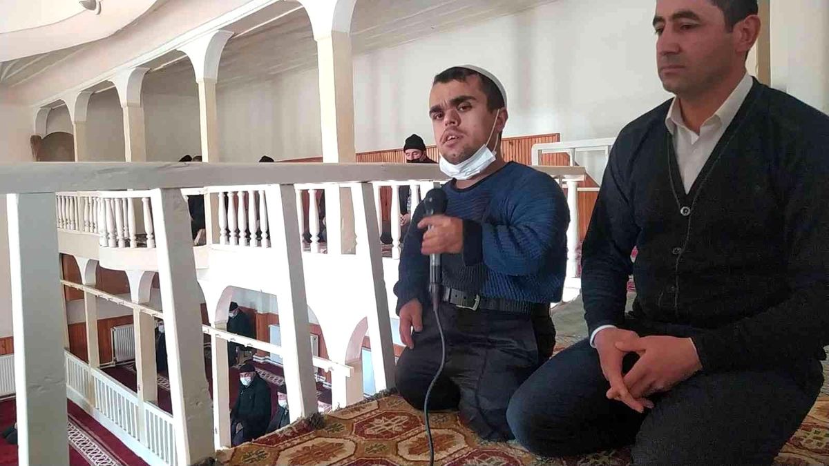 Engelli gençler Şeyh Habib camine misafir oldular