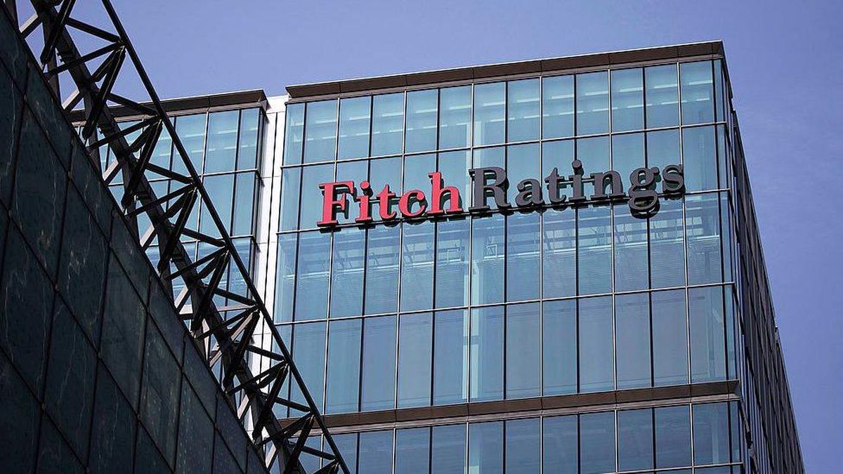 Fitch, Türkiye\'nin kredi notu görünümünü \'negatif\'e düşürdü