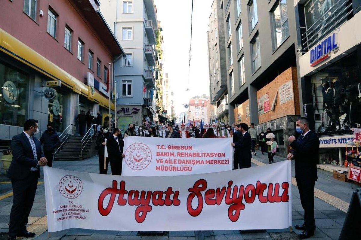 Giresun\'da Engelliler Günü\'nde \'Engelsiz Yaşam Merkezi\'nin müjdesi verildi