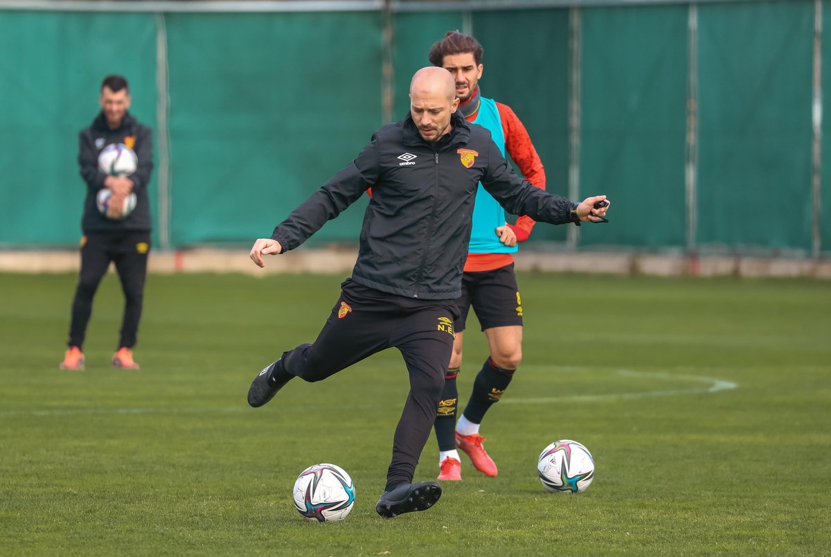 Göztepe Gaziantep FK maçı için ilk çalışmasını yaptı