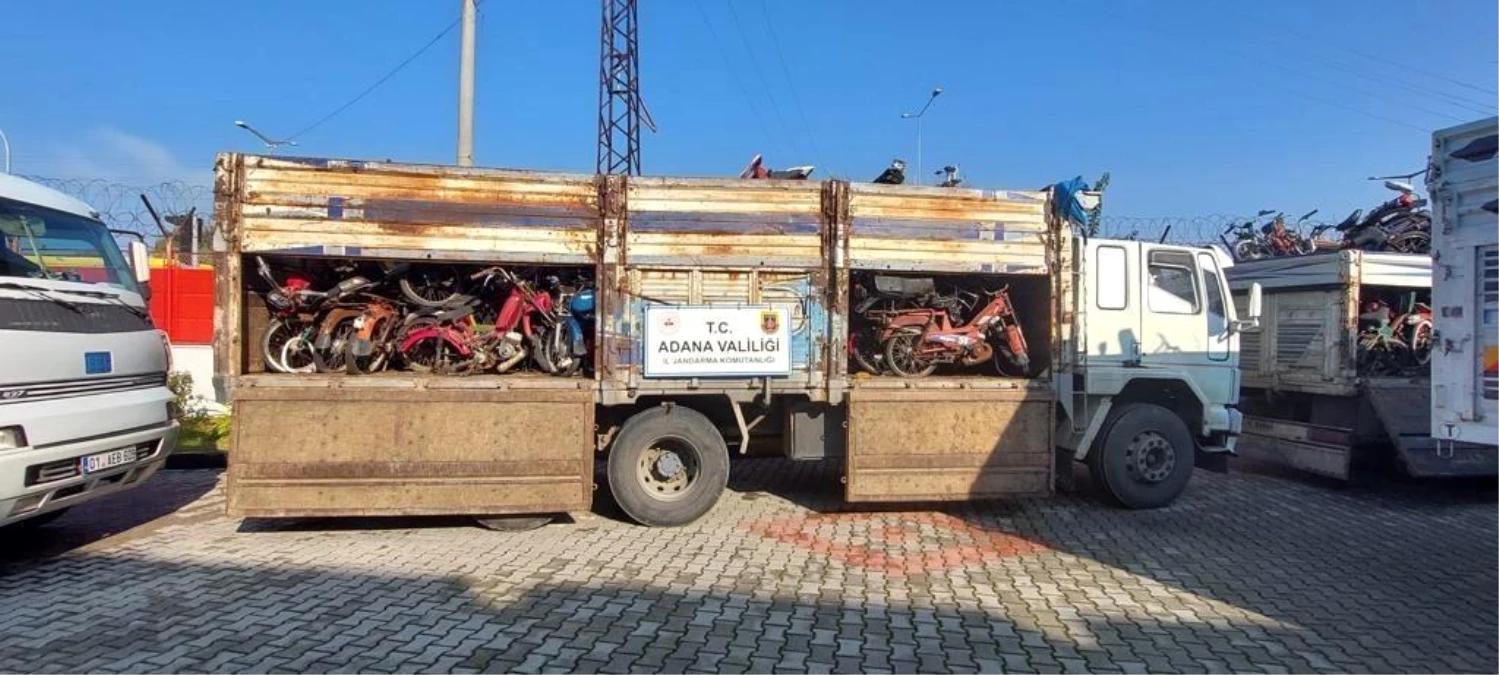 Hatay\'dan Adana\'ya getirilen 400 çalıntı motosiklet ele geçirildi