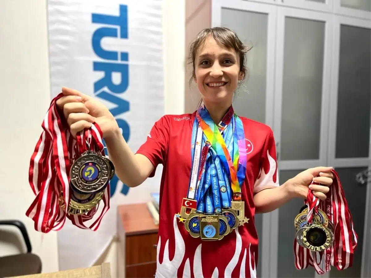 İşitme engeli ona engel olamadı