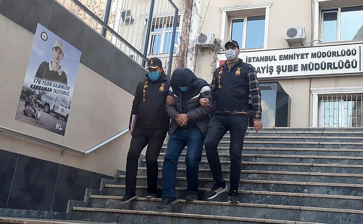 İstanbul\'da 6 otomobilin tekerlerini çalan şüpheli tutuklandı