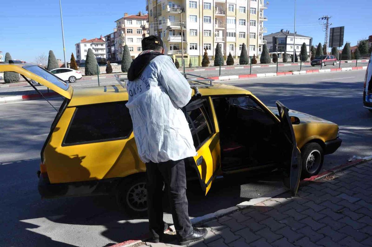 Son dakika haber! Karaman\'da çalınan otomobili polis 5 saat sonra terk edilmiş halde buldu