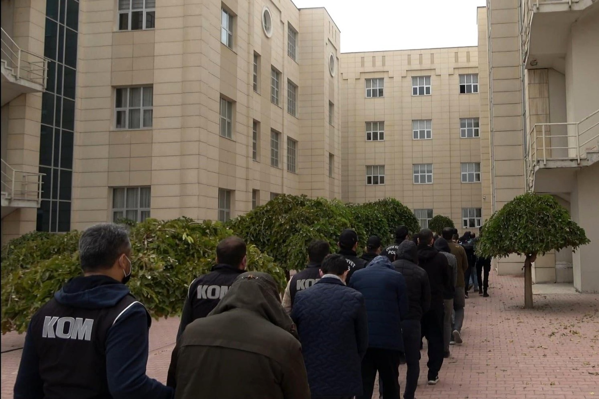 Konya merkezli FETÖ operasyonunda gözaltı sayısı 17\'ye yükseldi