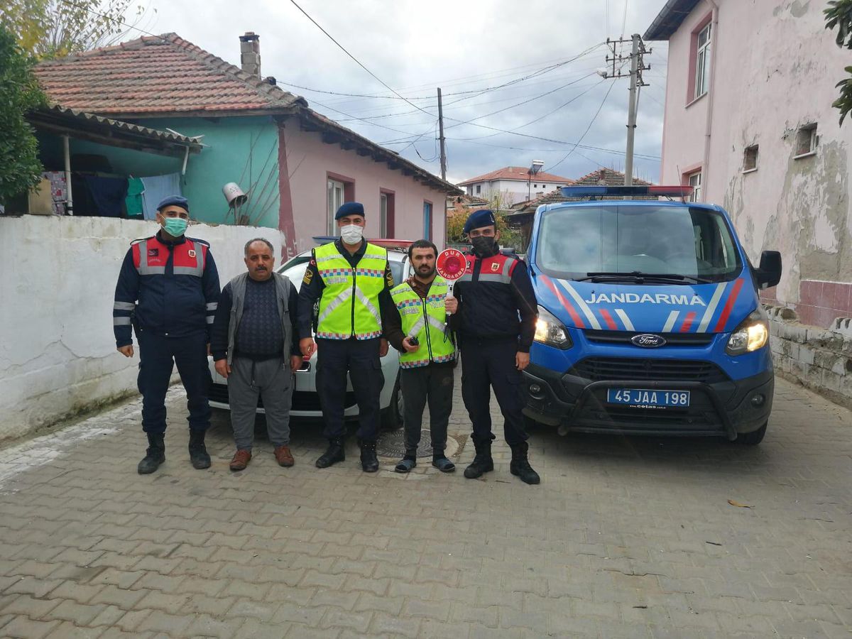 Son dakika haber: Manisa\'da jandarma ekipleri engellilerle buluştu