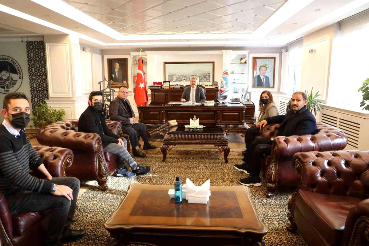 Melikgazi Belediyesi Bedensel Engelliler Spor Kulübü\'nden Başkan Palancıoğlu\'na ziyaret