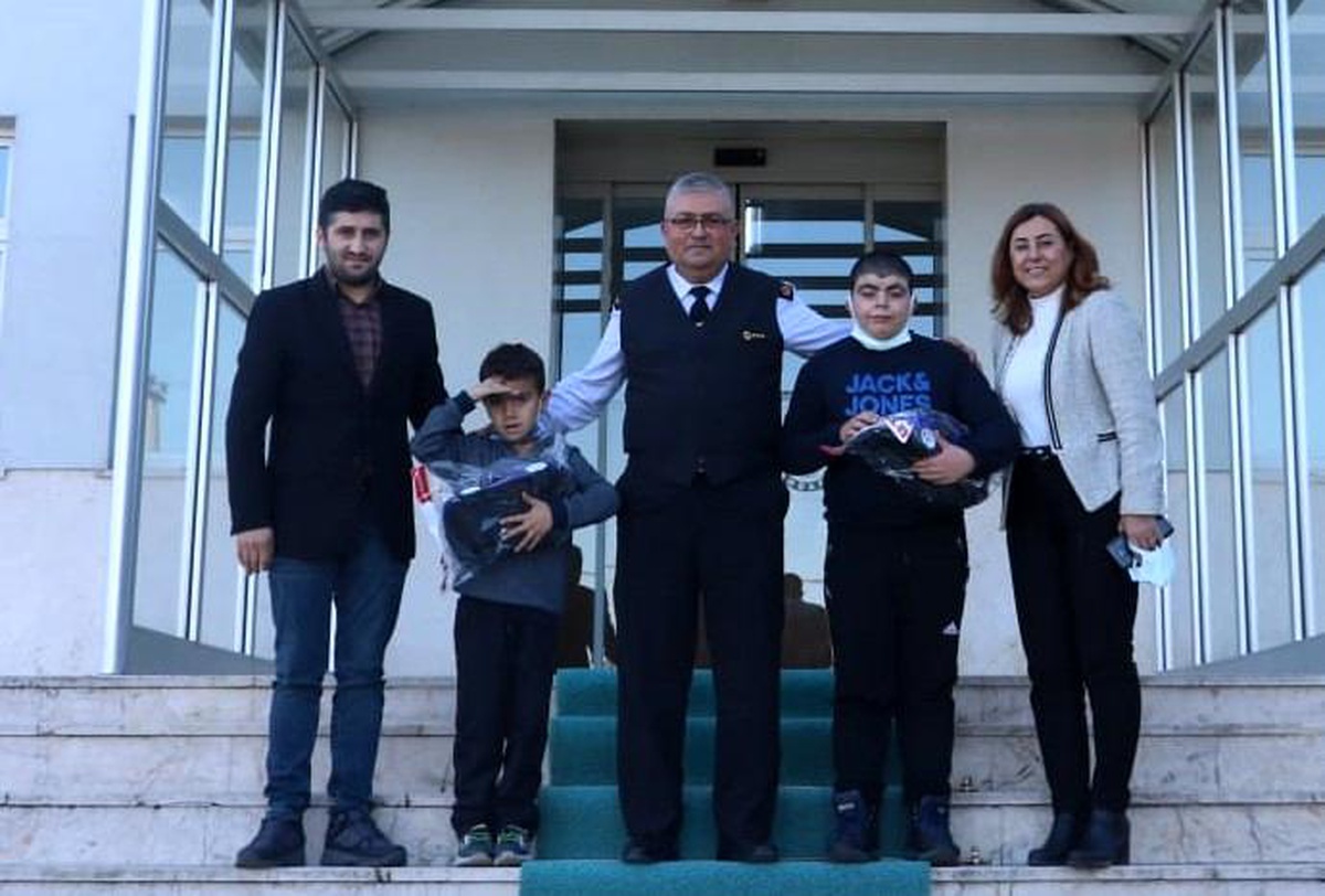Özel öğrenciler Albay Aktaş\'ı ziyaret etti