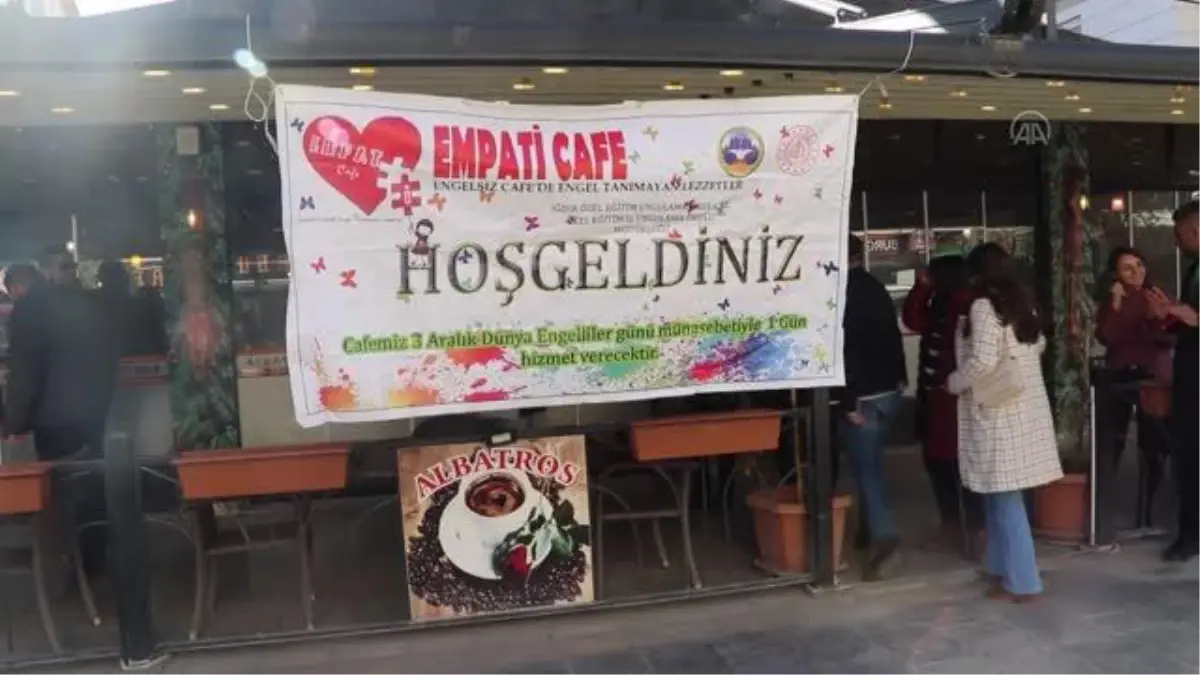 Özel öğrenciler farkındalık oluşturmak amacıyla kafe işletti