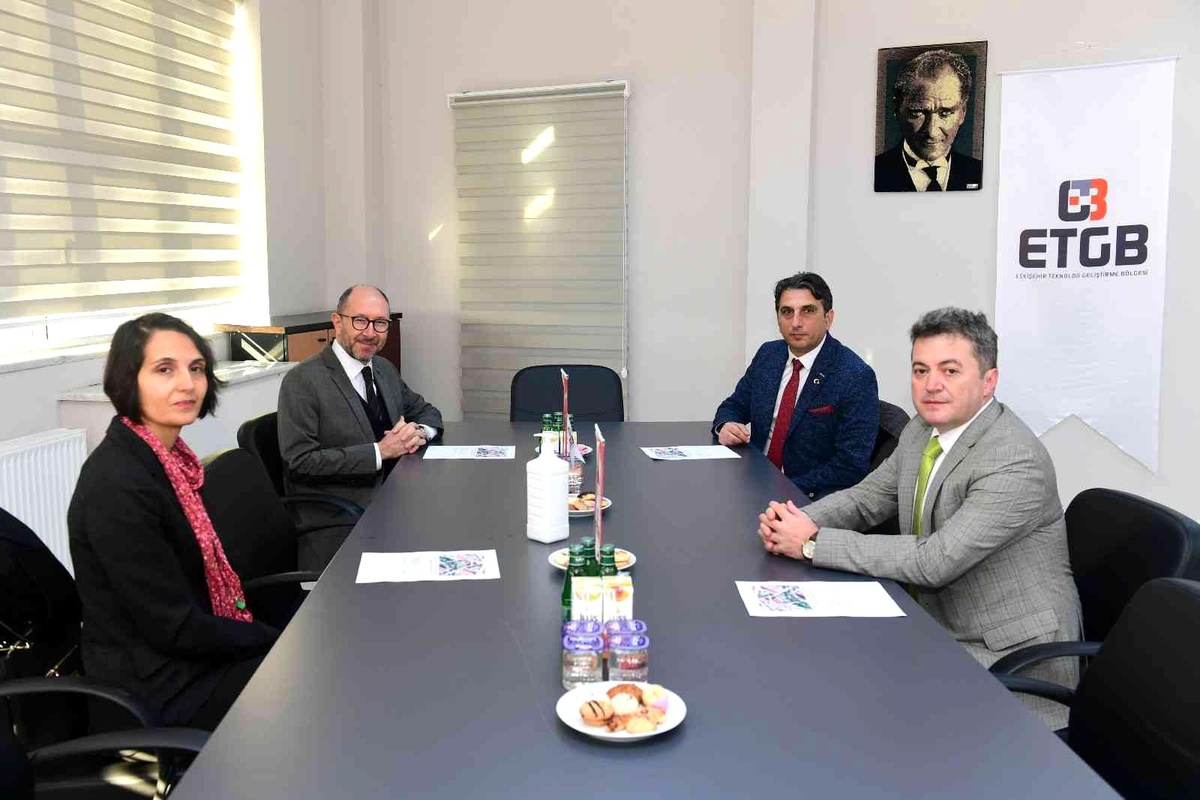 Rektör Erdal Eskişehir OSB\'yi ziyaret etti