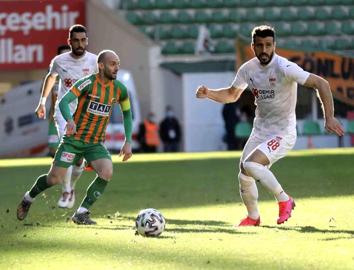 Sivasspor, Alanyaspor\'u deplasmanda yenemiyor