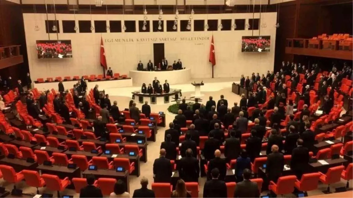 Siyasi Partiler Yasası\'nda değişiklikler! Yüzde 7 barajı geliyor, istifa zorlaşıyor!