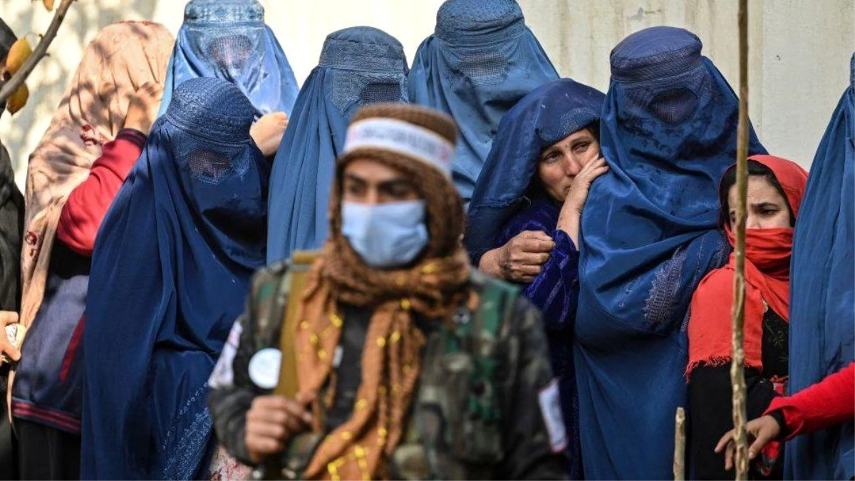 Taliban kararnamesi: Kadınlar mülk olarak görülemezler, evlilikte rızaları gerek