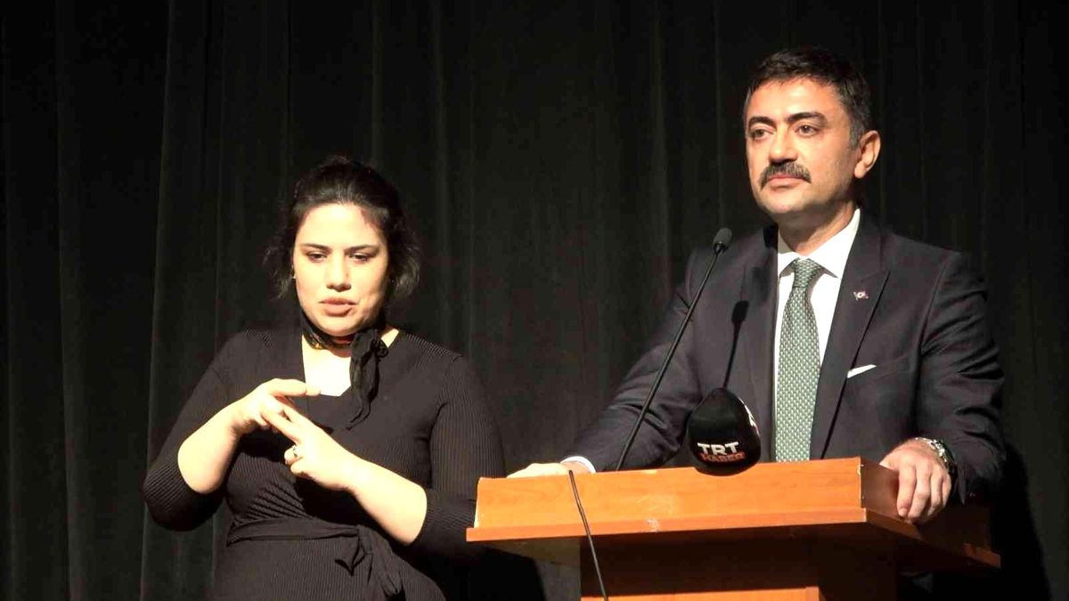 Vali Bülent Tekbıyıkoğlu: "Devlet son 20 yılda engellilere 48 tane hak geliştirdi"