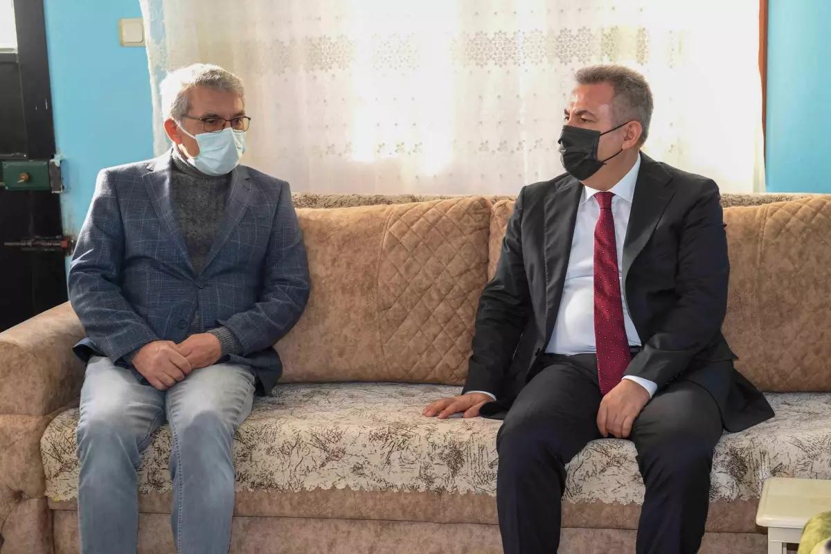 Vali Elban'dan şehit ailesine ziyaret