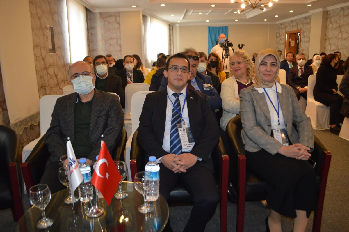 Afyonkarahisar\'da "Bacıyan-ı Rum Teşkilatı\'ndan Günümüze Türk Kadın Çalıştayı" yapıldı