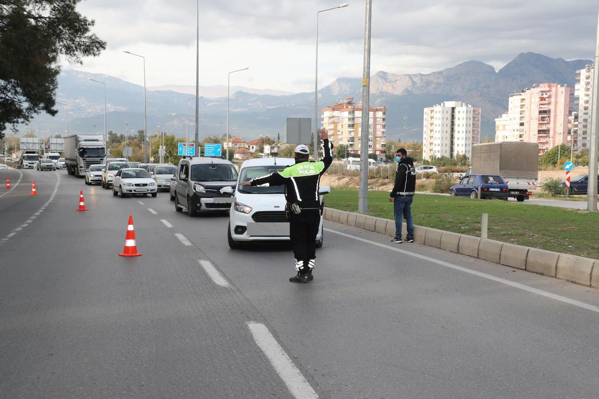Antalya\'da havadan ve karadan "Güven ve Huzur" uygulaması