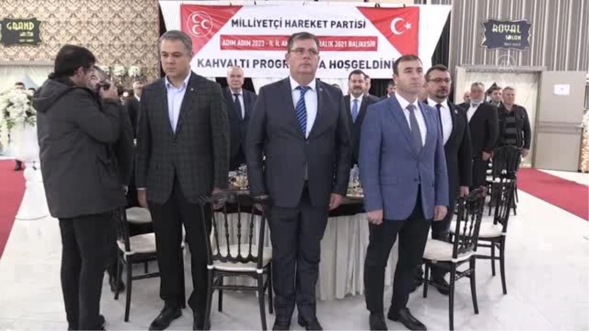 BALIKESİR - MHP Grup Başkan Vekili Erkan Akçay, Balıkesir\'de "Adım Adım 2023" programında konuştu