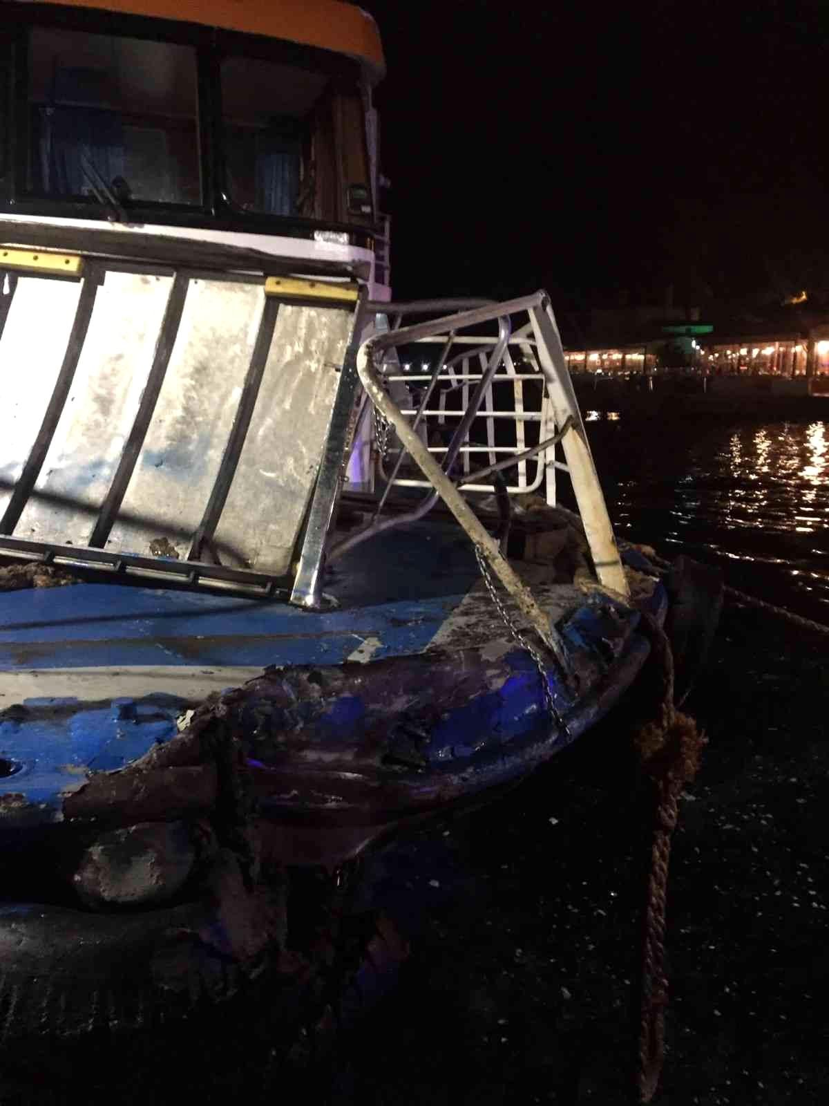 İstanbul'da gemi ile tekne çarpıştı: 2 yaralı