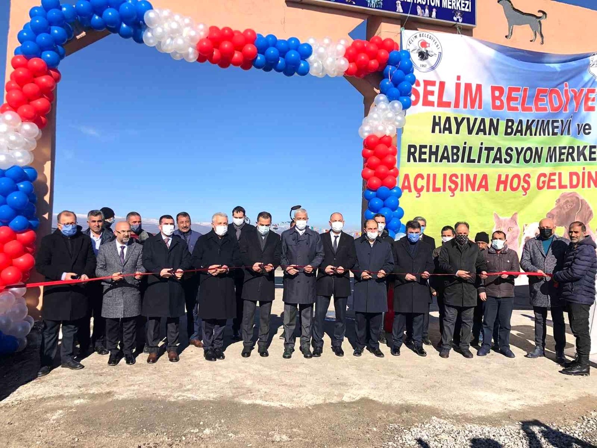 Kars\'ta Hayvan Bakım Evi ve Rehabilitasyon Merkezi açıldı
