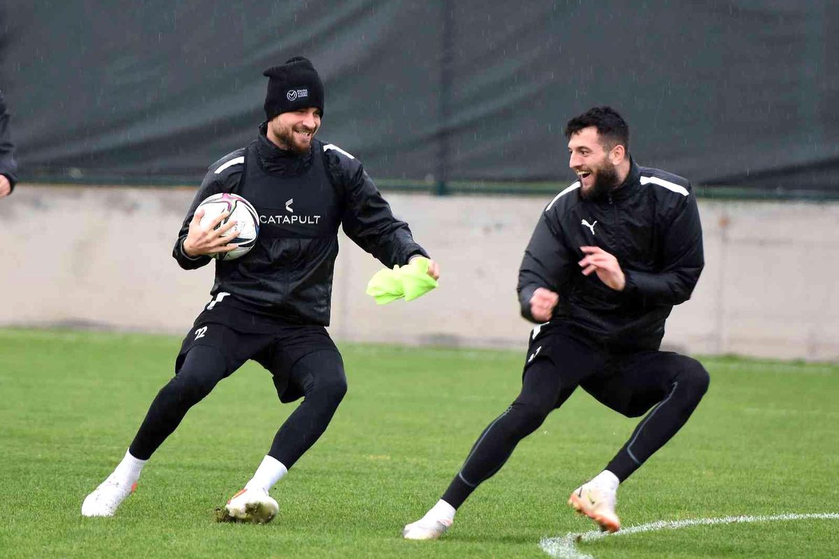 Manisa FK maç saatini beklemeye başladı