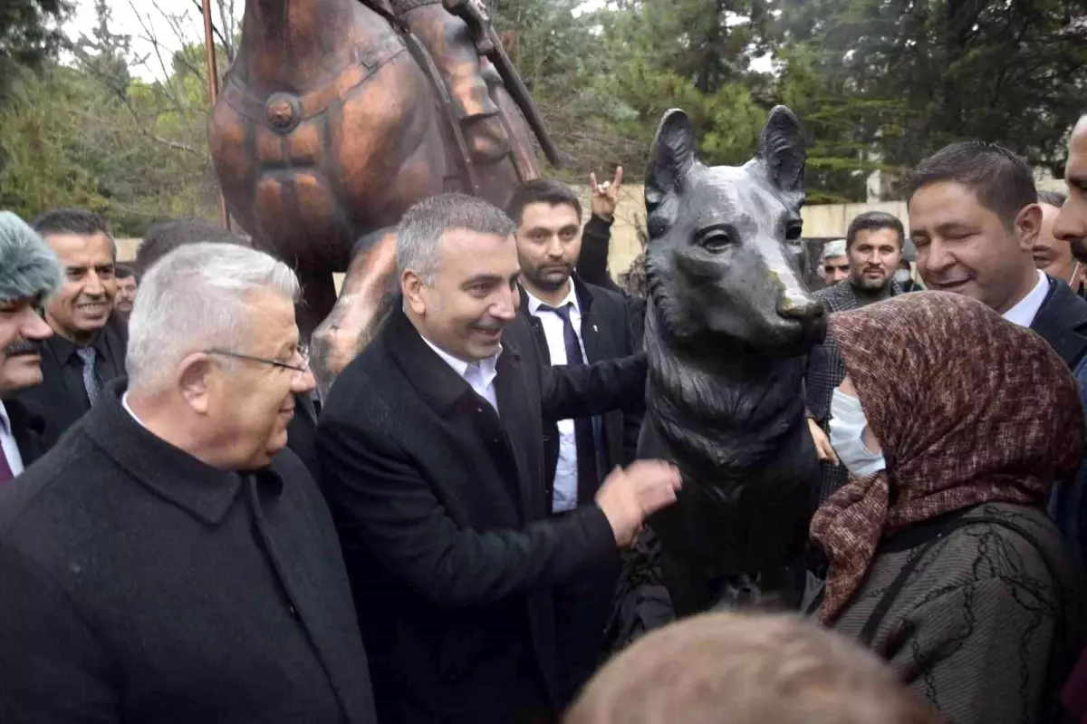 MHP MYK üyesi Alperen: "36 yılda terörle mücadeleye yaklaşık 1 milyon trilyon dolar harcandı"