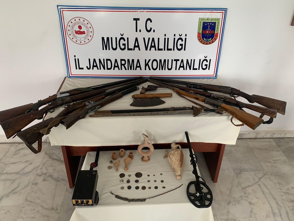 Muğla\'da tarihi eser kaçakçılığı operasyonunda 2 kişi yakalandı