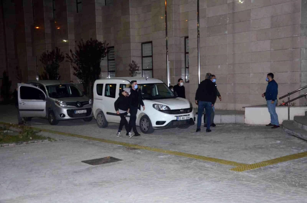 Çaldıkları otomobil ile İstanbul\'da yakalanan 3 çocuk, Ordu\'ya getirildi