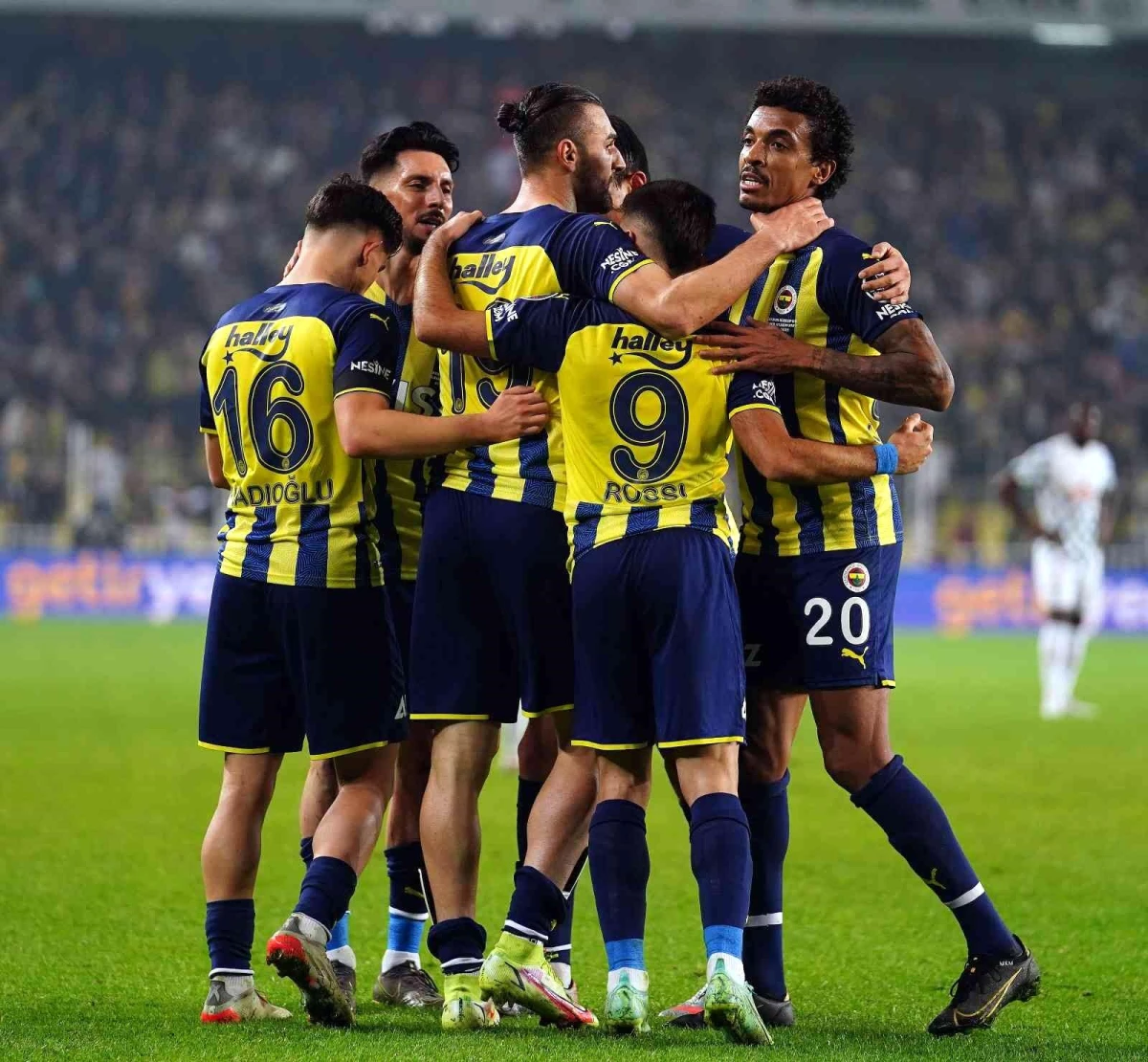 Fenerbahçe 2 maç sonra iç sahada kazandı