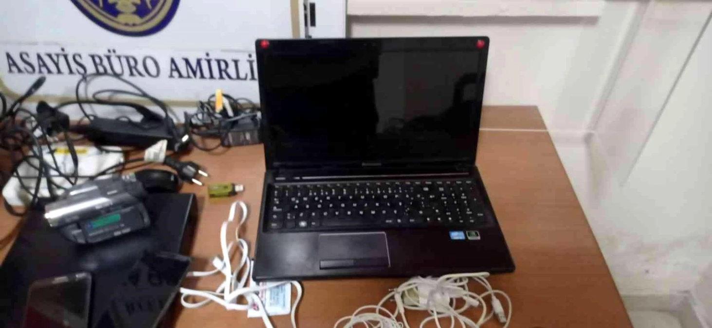 Fethiye\'de iş yerinden bilgisayar çaldığı öne sürülen zanlı tutuklandı