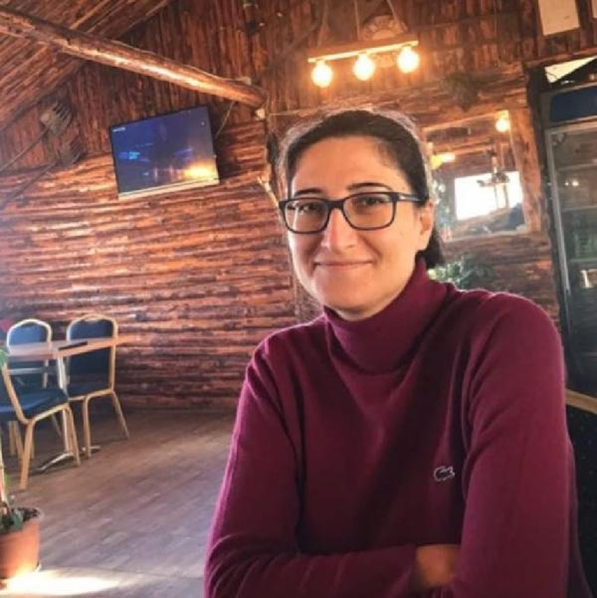 Son dakika haberi! Otomobil, mandalina yüklü kamyona çarptı: Doçent öldü, 6 yaralı (2)